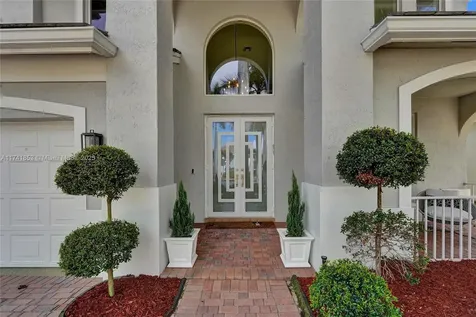 2472 Quail Roost Drive Weston FL 33327