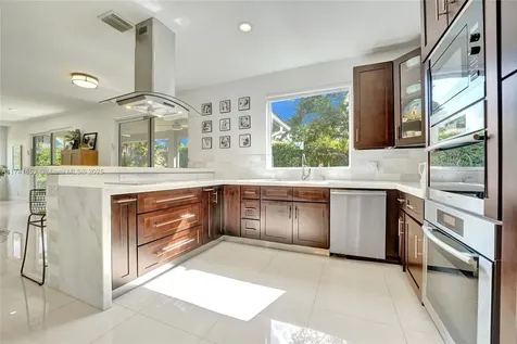 2472 Quail Roost Drive Weston FL 33327