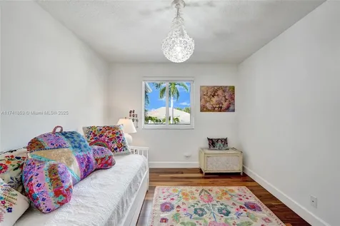 2472 Quail Roost Drive Weston FL 33327