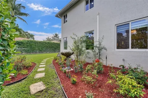 2472 Quail Roost Drive Weston FL 33327