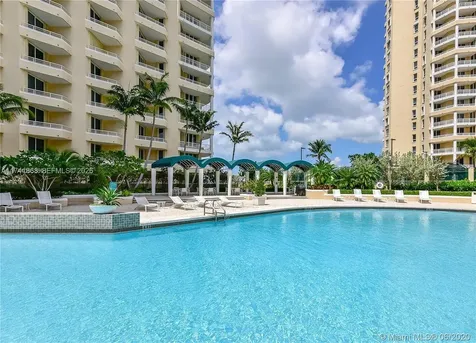 888 Brickell Key Drive Miami FL 33131