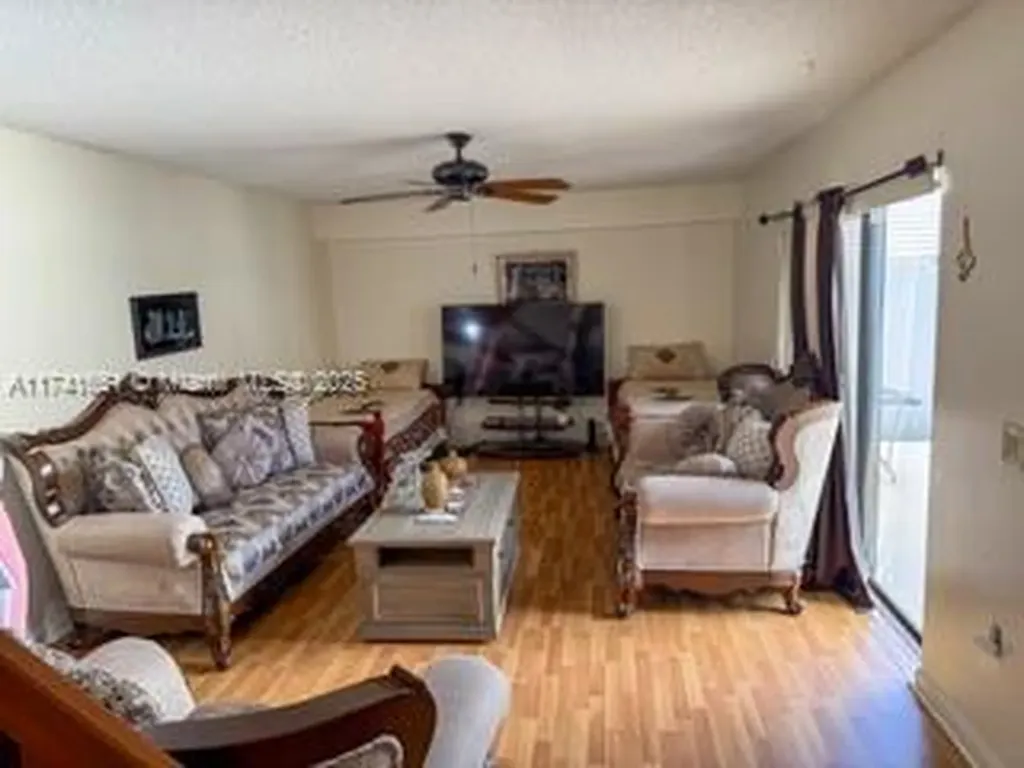 7305 73rd Way West Palm Beach FL 33407