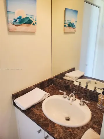 17555 Collins Avenue Sunny Isles Beach FL 33160
