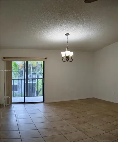 917 NE 199th Street Miami FL 33179