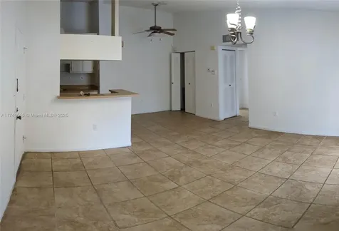 917 NE 199th Street Miami FL 33179