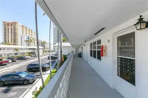 3131 S Ocean Drive Hallandale Beach FL 33009