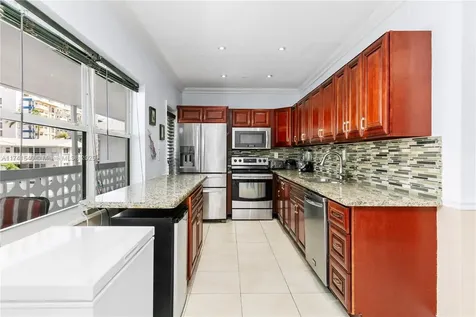 3131 S Ocean Drive Hallandale Beach FL 33009