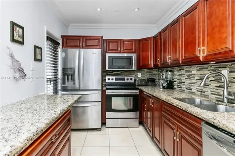 3131 S Ocean Drive Hallandale Beach FL 33009