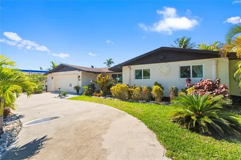 20330 Franjo Road Cutler Bay FL 33189
