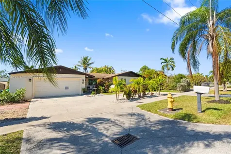 20330 Franjo Road Cutler Bay FL 33189