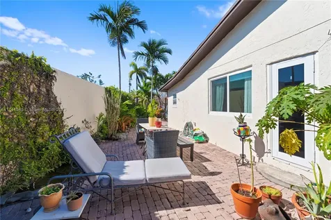 20330 Franjo Road Cutler Bay FL 33189