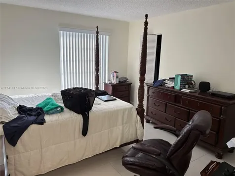 10806 N Kendall Drive Miami FL 33176