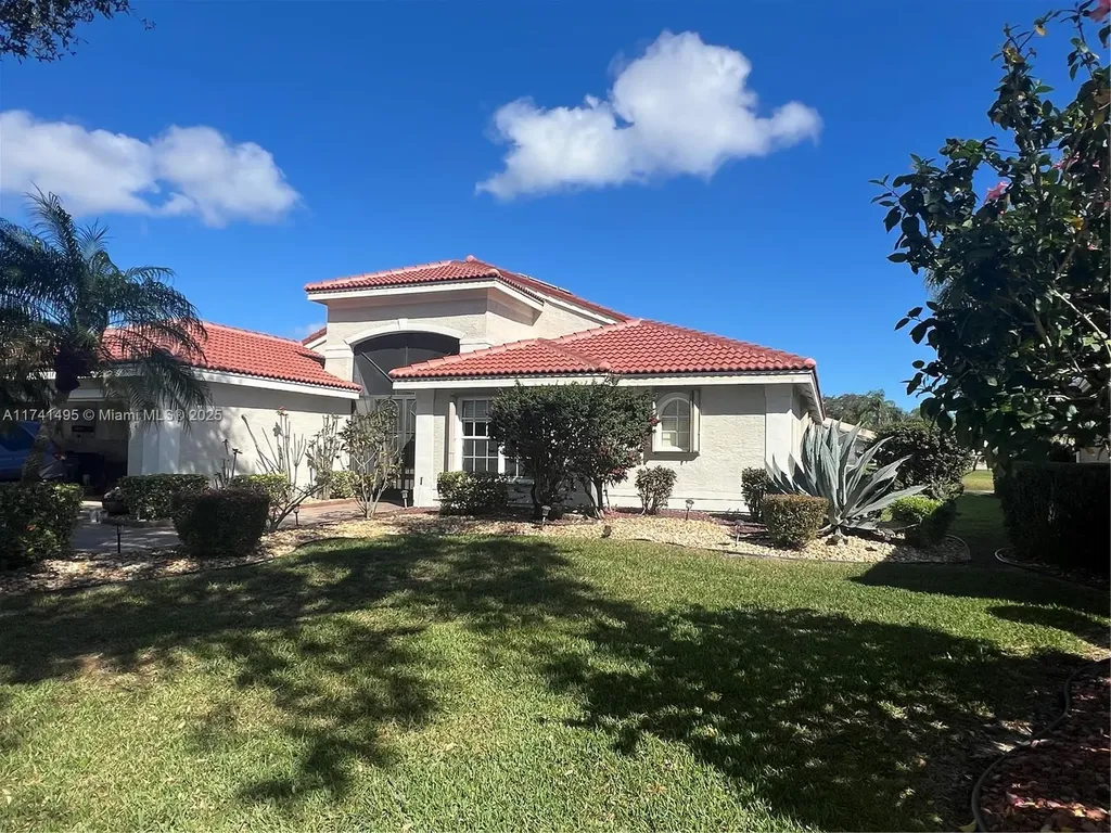13184 Alhambra Lake Circle Delray Beach FL 33446