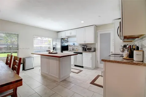 1914 Rodman Street Hollywood FL 33020