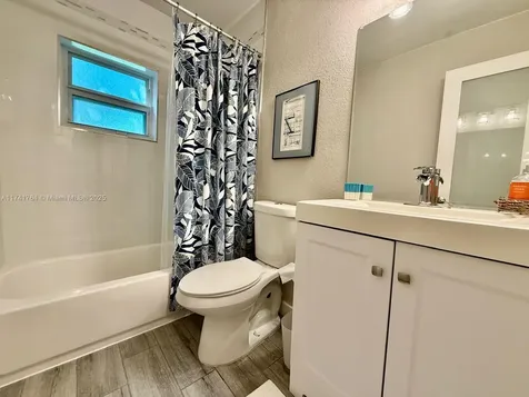 1914 Rodman Street Hollywood FL 33020
