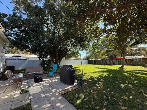 1914 Rodman Street Hollywood FL 33020