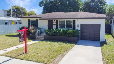 1914 Rodman Street Hollywood FL 33020