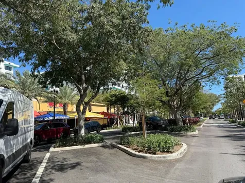 1914 Rodman Street Hollywood FL 33020