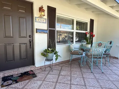 1914 Rodman Street Hollywood FL 33020