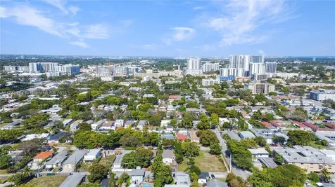 1914 Rodman Street Hollywood FL 33020