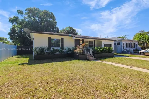 1914 Rodman Street Hollywood FL 33020