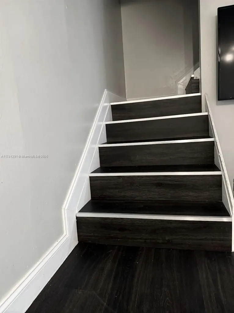 9050 NW 28th Street Coral Springs FL 33065