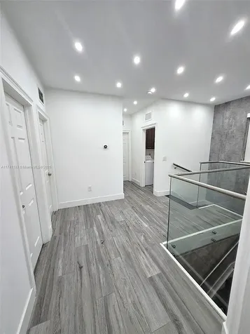 10255 NW 86th Street Doral FL 33178