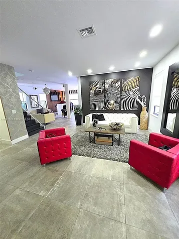10255 NW 86th Street Doral FL 33178