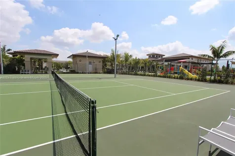 10255 NW 86th Street Doral FL 33178