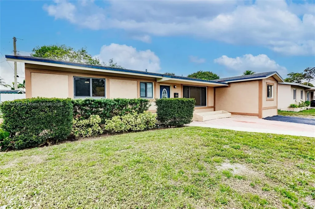 2750 SW 3rd Street Fort Lauderdale FL 33312