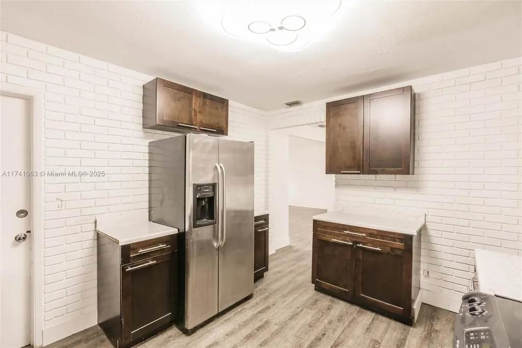 2750 SW 3rd Street Fort Lauderdale FL 33312