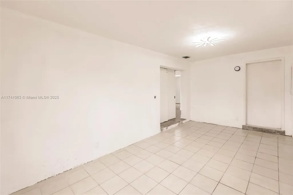 2750 SW 3rd Street Fort Lauderdale FL 33312