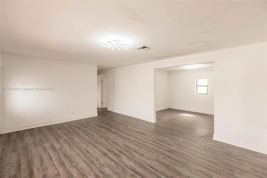 2750 SW 3rd Street Fort Lauderdale FL 33312