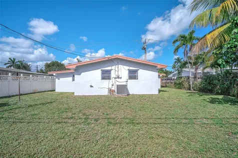 7640 Taft Street Pembroke Pines FL 33024