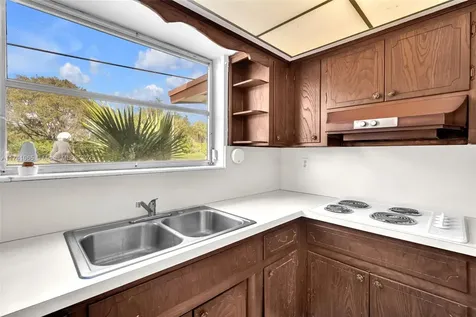 7640 Taft Street Pembroke Pines FL 33024