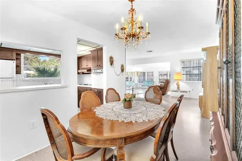7640 Taft Street Pembroke Pines FL 33024