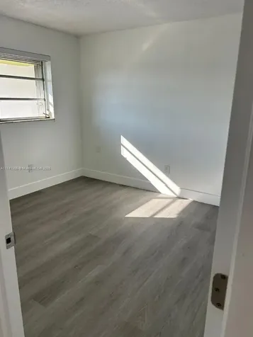 15201 NE 6th Avenue Miami FL 33162