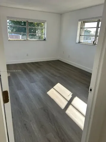 15201 NE 6th Avenue Miami FL 33162