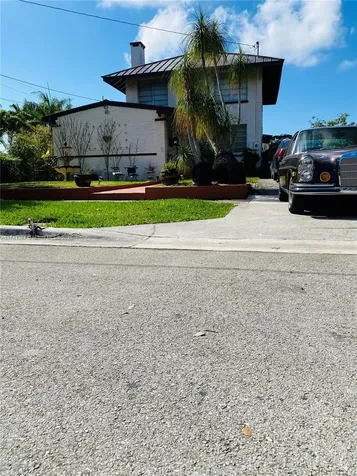 36 SW 20th Road Miami FL 33129