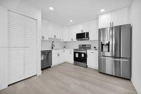 2210 NW 204th Street Miami Gardens FL 33056