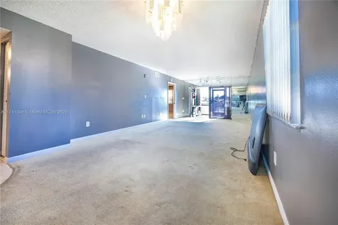 9740 W Mcnab Road Tamarac FL 33321