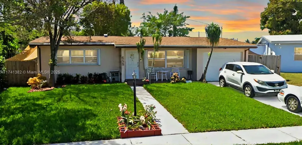 658 SW 1st Court Boynton Beach FL 33426