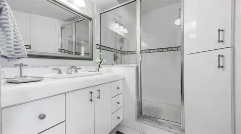7135 Collins Avenue Miami Beach FL 33141