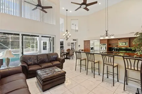1113 SW 156th Terrace Pembroke Pines FL 33027