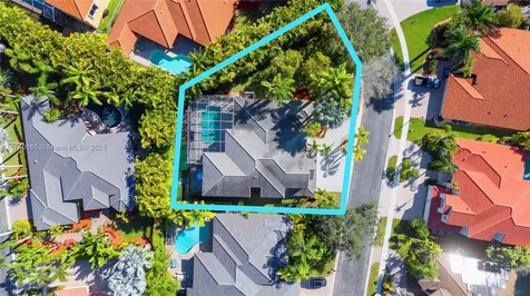 1113 SW 156th Terrace Pembroke Pines FL 33027