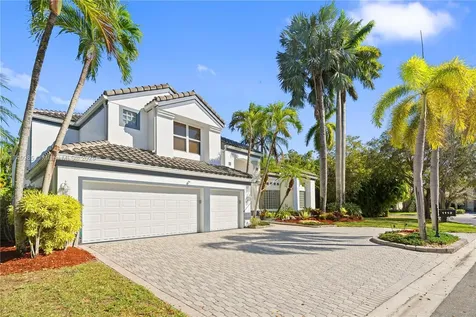 1113 SW 156th Terrace Pembroke Pines FL 33027
