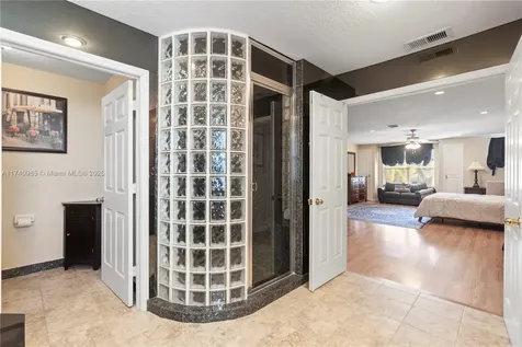 1113 SW 156th Terrace Pembroke Pines FL 33027