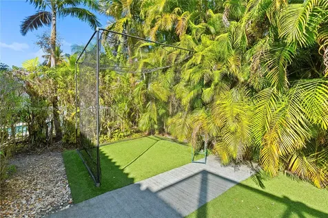 1113 SW 156th Terrace Pembroke Pines FL 33027