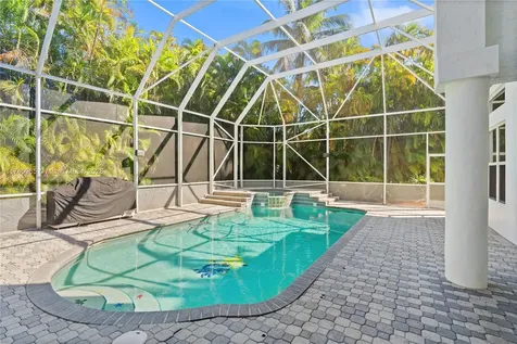 1113 SW 156th Terrace Pembroke Pines FL 33027