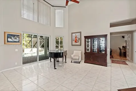 1113 SW 156th Terrace Pembroke Pines FL 33027